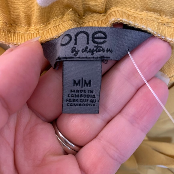 Pants - Picture 4 of 6